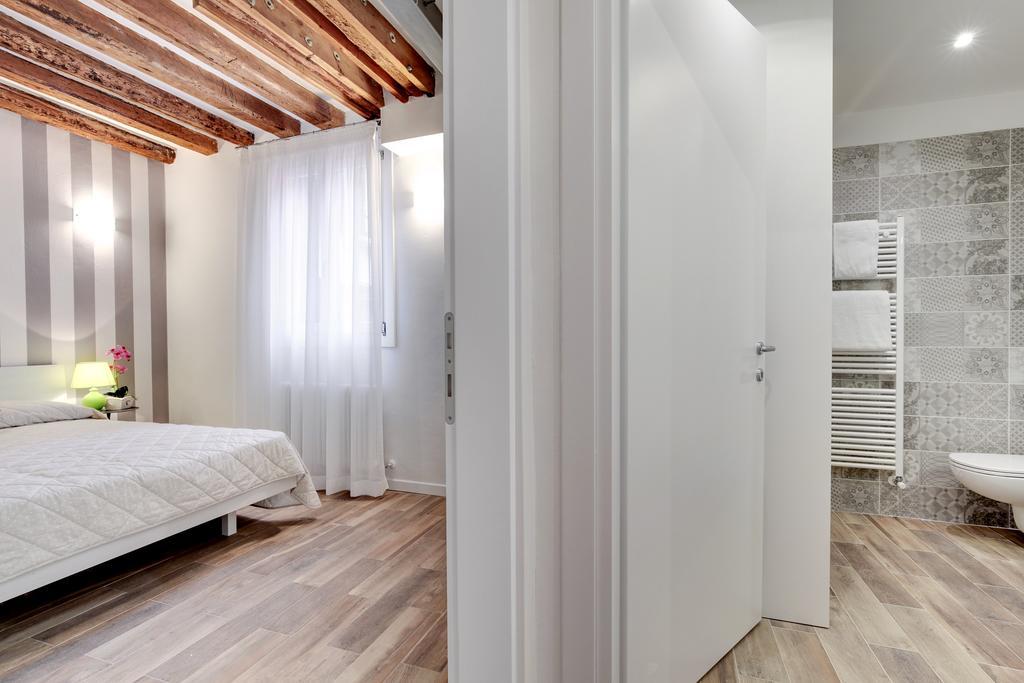 Ca' Della Darsena - Arsenale By Wonderful Italy Apartment Venice Exterior photo