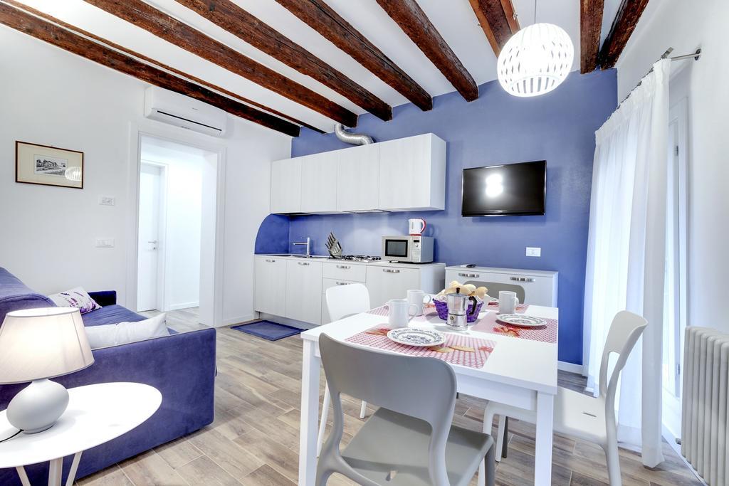 Ca' Della Darsena - Arsenale By Wonderful Italy Apartment Venice Exterior photo